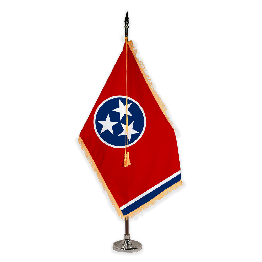 Tennessee deluxe oak indoor flag set with gold fringe on plastic stand