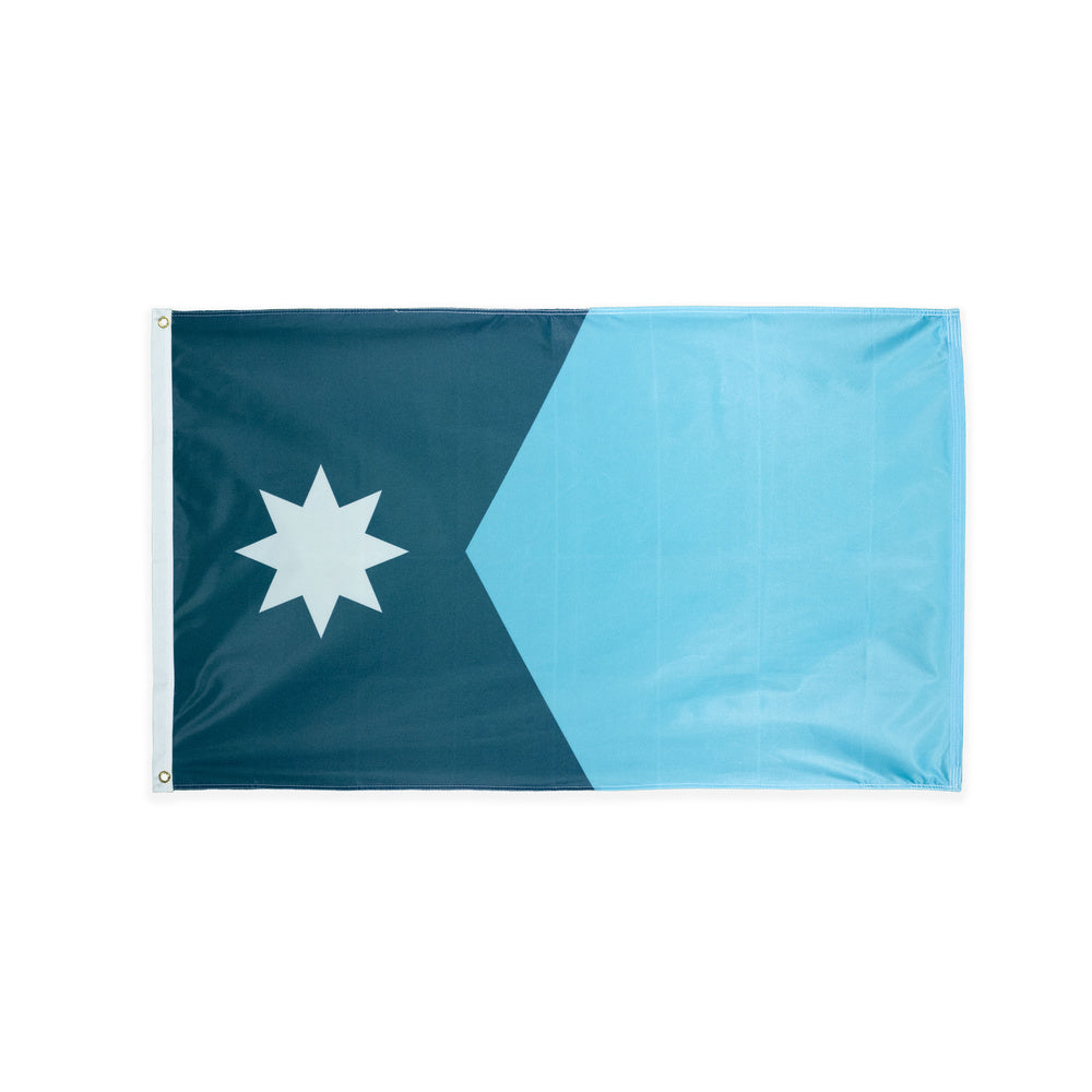 Polyester Minnesota state flag with grommets