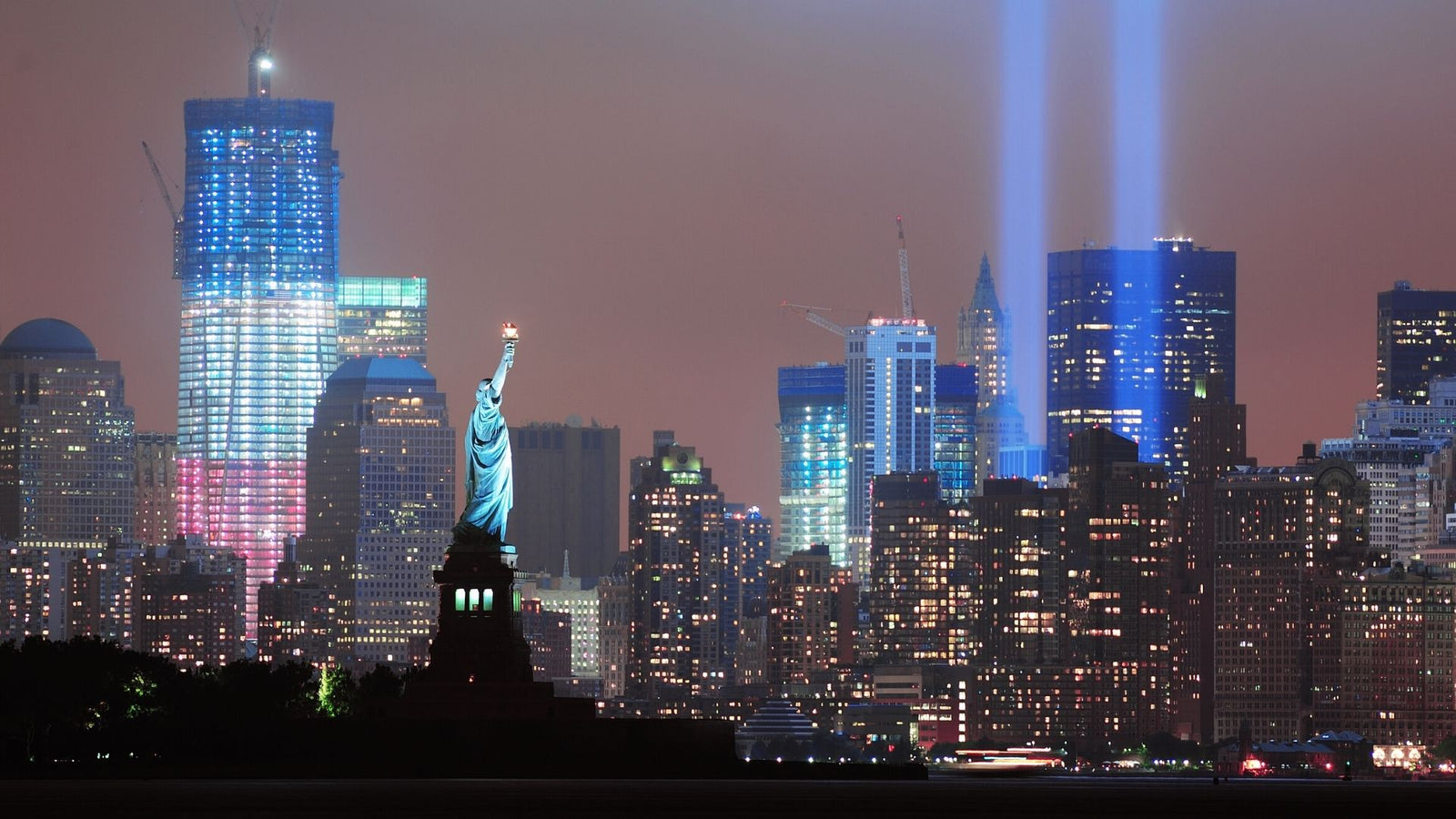 9/11 memorial for September 11, Patriot Day, and National Day of Service and Remembrance - Flags USA