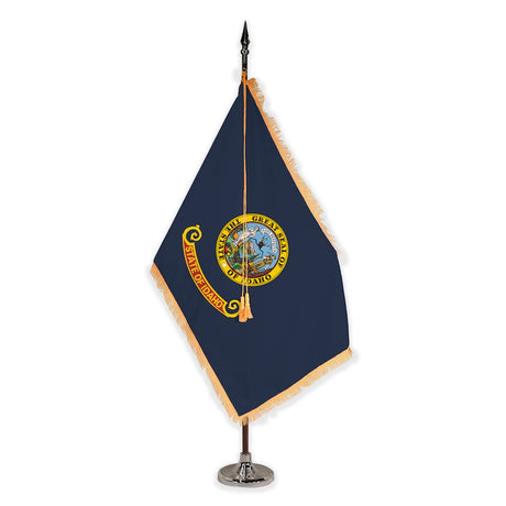 Idaho deluxe oak indoor flag set with gold fringe on plastic stand