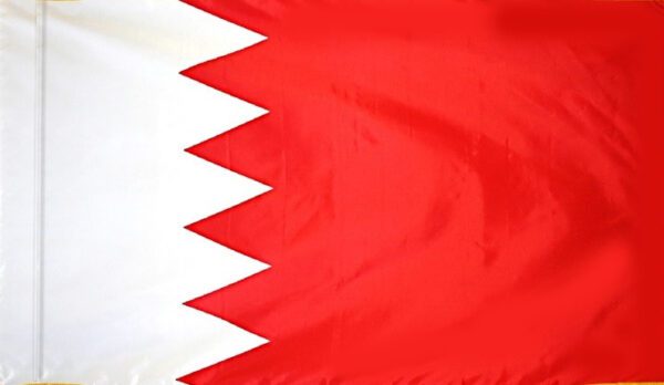 Bahrain flag with pole sleeve - for indoor use