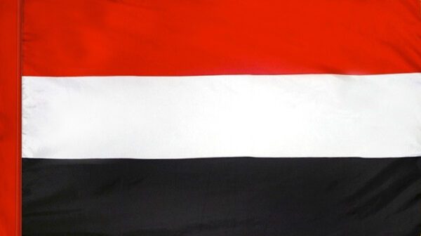 Yemen flag with pole sleeve - for indoor use