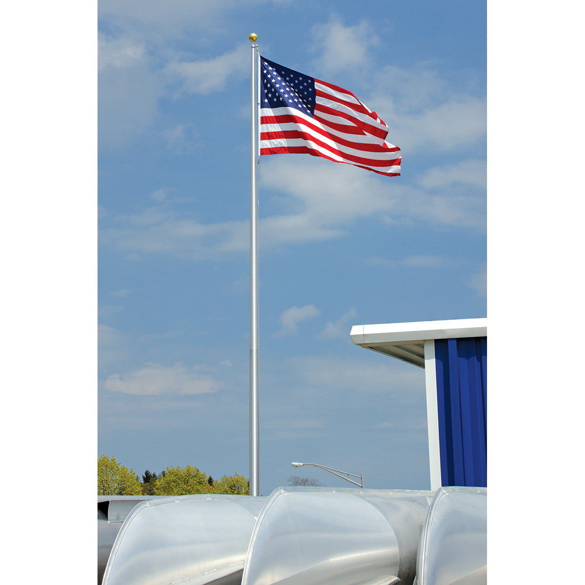 Atlas Aluminum Flagpole - External Halyard